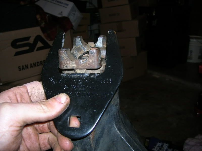 Yoke Removal Replacement or Pinion Gear Seal Install Ford Bronco Forum